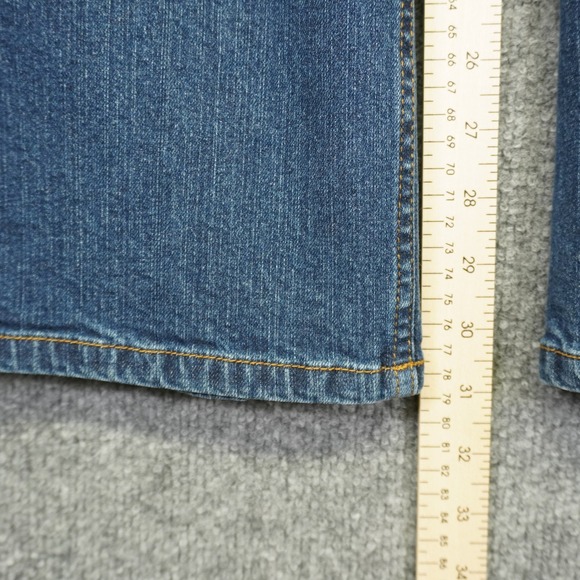 Duluth Trading Flex Weekender Jeans Mens 38x32 Blue Straight Leg Stretch Denim - Picture 7 of 11